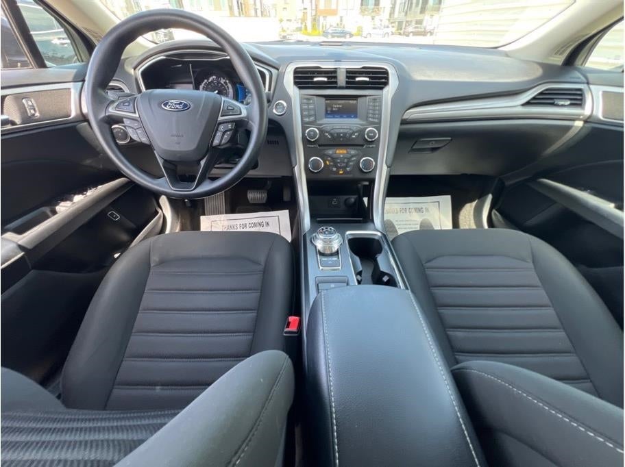 2018 Ford Fusion SE Hybrid Sedan 4D